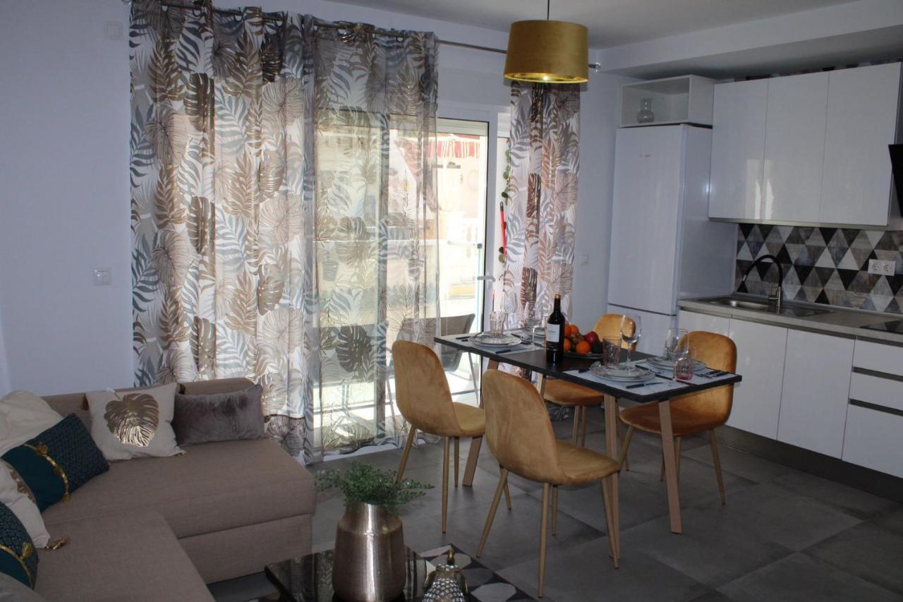 Los Boliches Holidays Suites Fuengirola Exterior photo