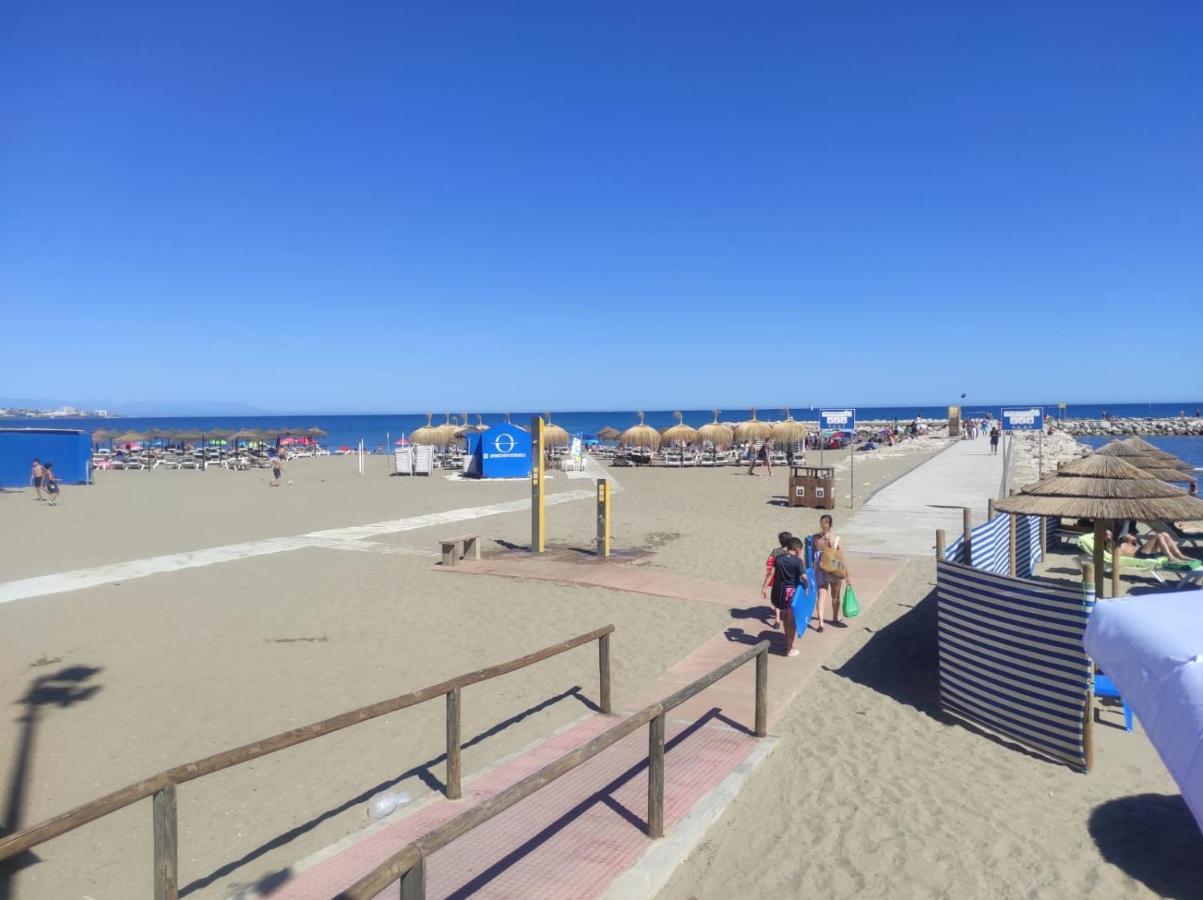 Los Boliches Holidays Suites Fuengirola Exterior photo